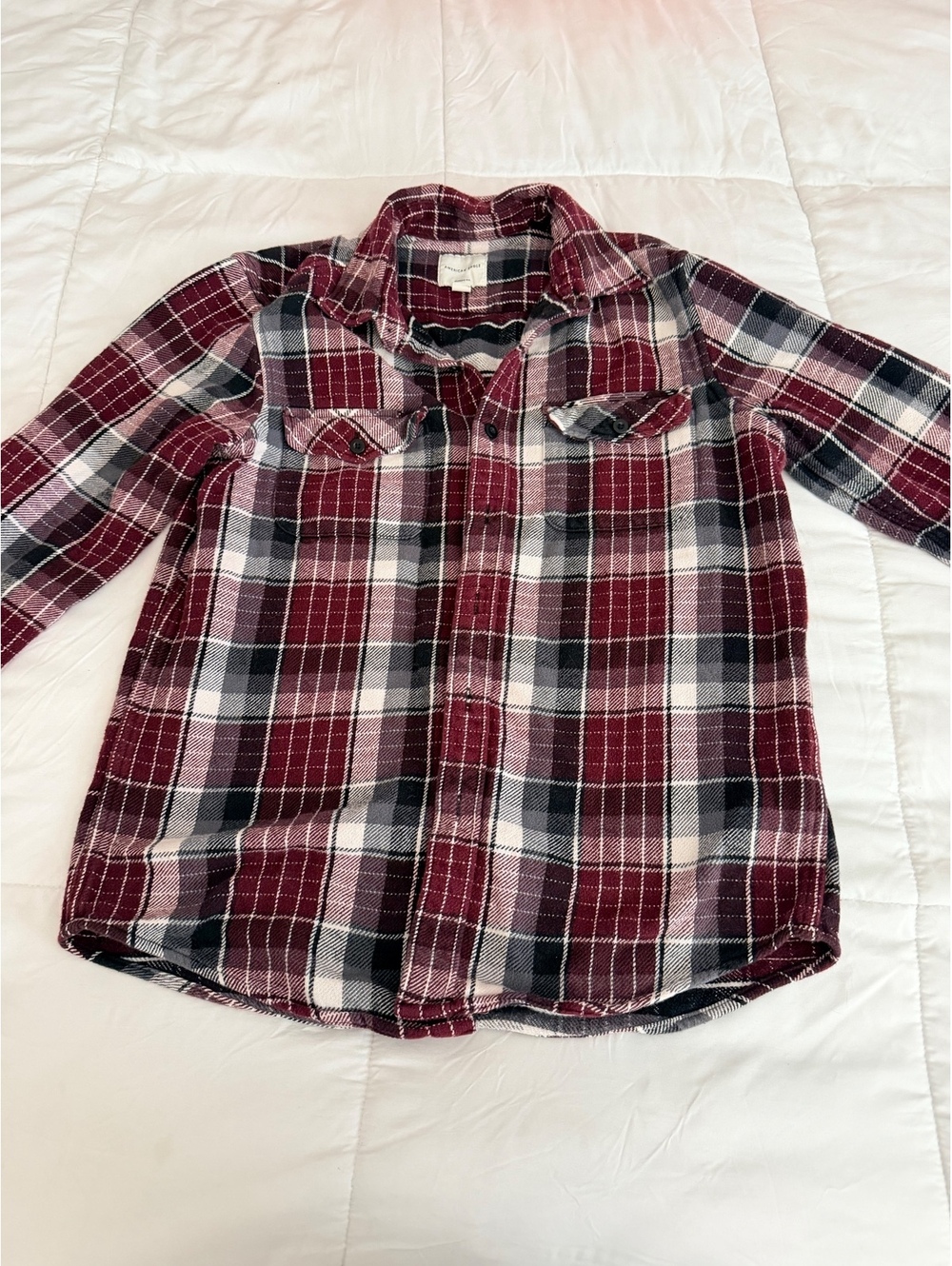 American Eagle Classic Fit Plaid Button-Up Shirt